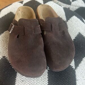 Birkenstock sz 38 see pics for size